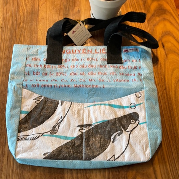 Malia Designs Tote - Picture 1 of 5